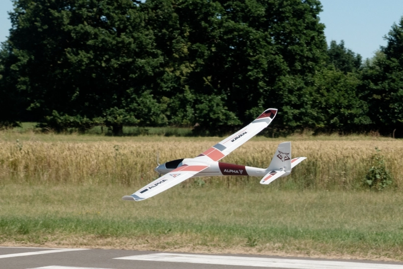 RC lietadlo Alpha 1500 V2 ARF, zelené