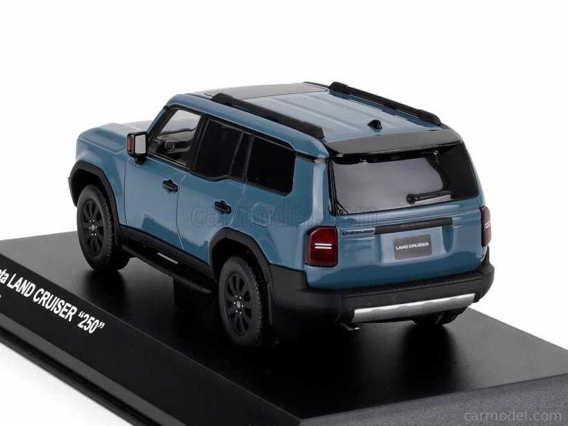 Kyosho Toyota Land Cruiser 250 Zx Rhd 2024 - disky 18" 1:43 Light Blue