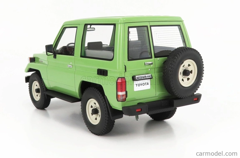 Kultové modely Toyota Land Cruiser Bj70 1984 1:18 Zelená