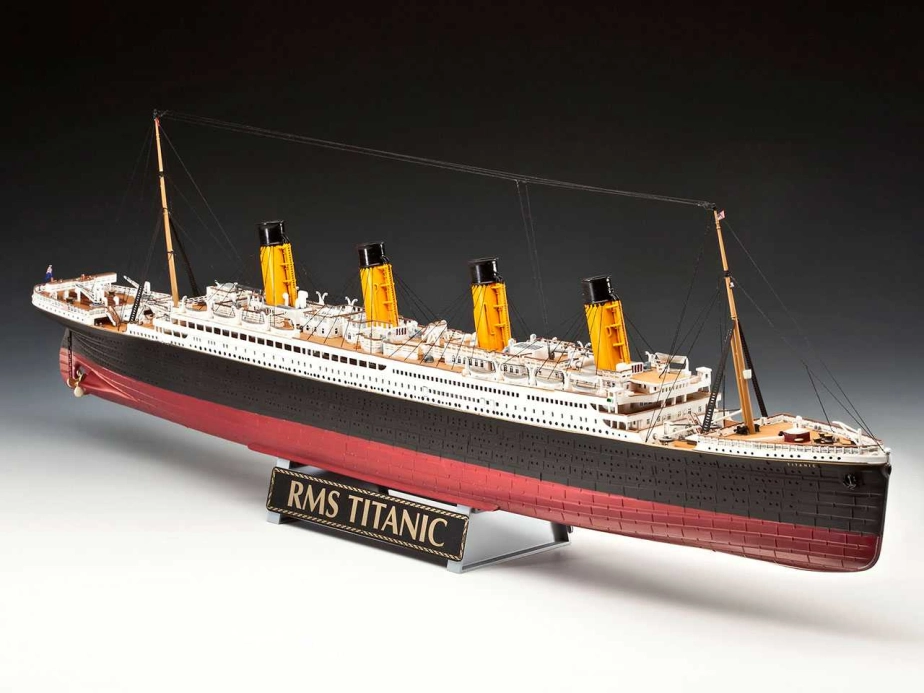 Revell R.M.S. Titanic 100. výročie darčeková sada