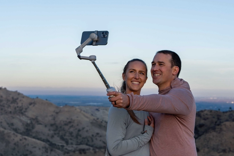 Insta360 Flow 2 Standard Bundle (sivá)