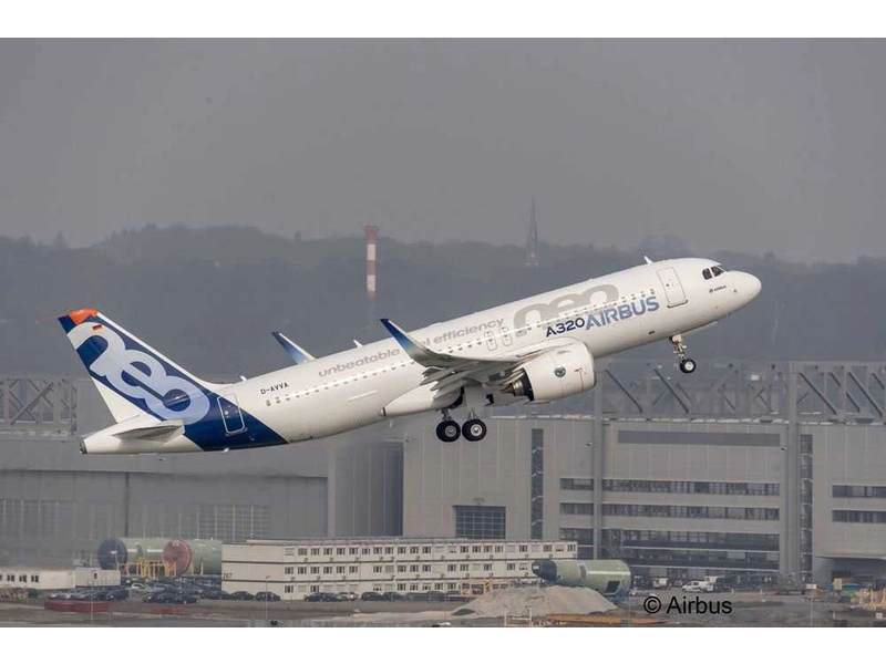 Revell Airbus A320neo Lufthansa (1:144) (sada)