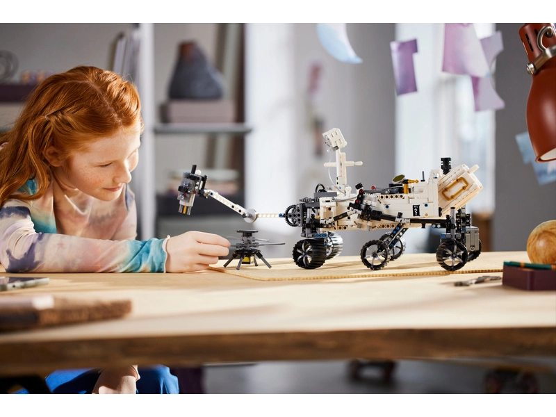 LEGO Technic - Marsovské vozidlo NASA Perseverance