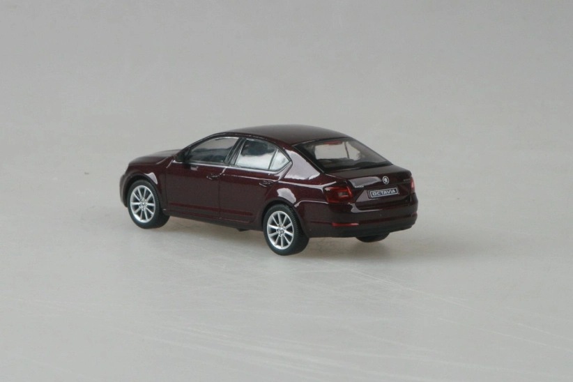 Abrex Škoda Octavia III (2012) 1:43 – rosso brunello metalíza