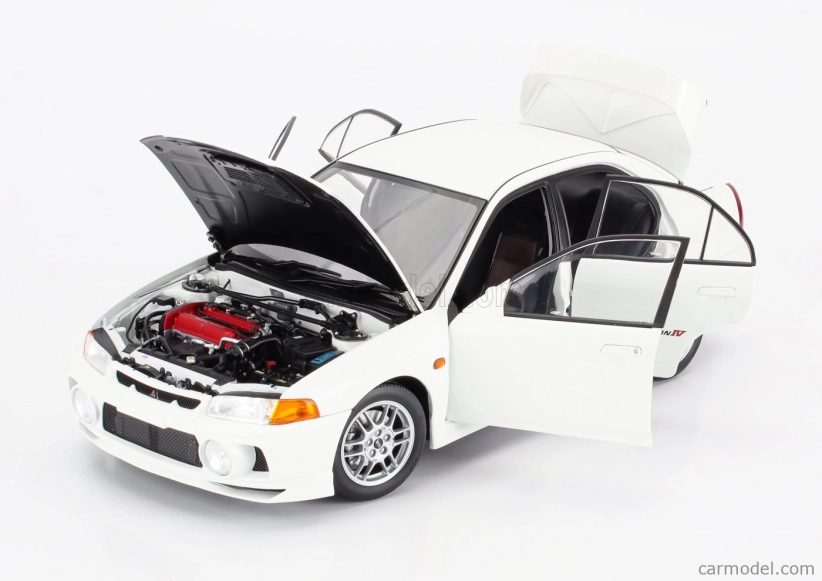 Motorhelix Mitsubishi Lancer Evo Iv s motorom a príslušenstvom 1999 1:18 Scotia White