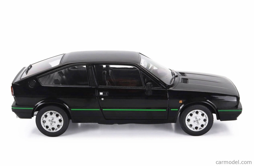 Mitica-diecast Alfa romeo Alfa Romeo Sprint 1.5 Quadrifoglio Verde 1983 1:18 Nero Black