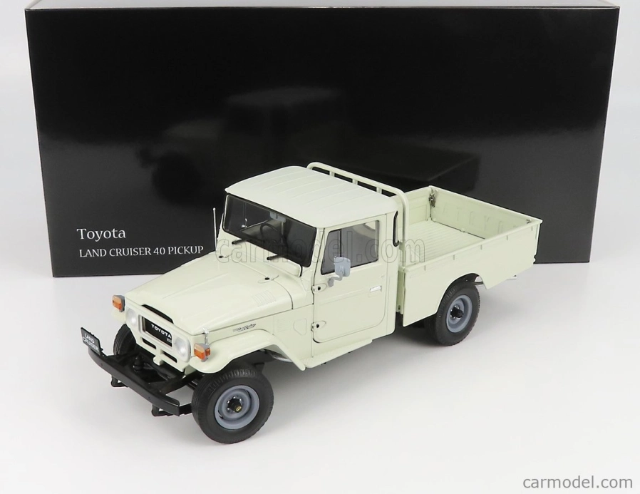 Kyosho Toyota Land Cruiser 40 4x4 Pick-up 1980 1:18 Biela
