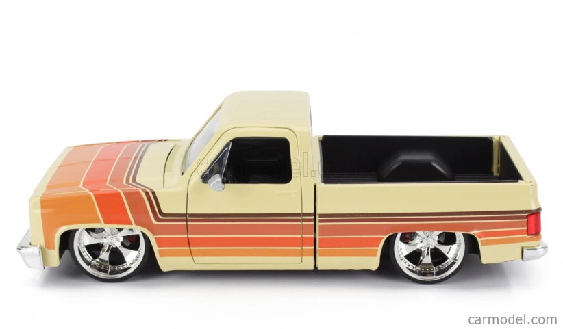 Jada Chevrolet C-10 Pick-up Custom 1985 1:24 Krémově Hnědá Oranžová