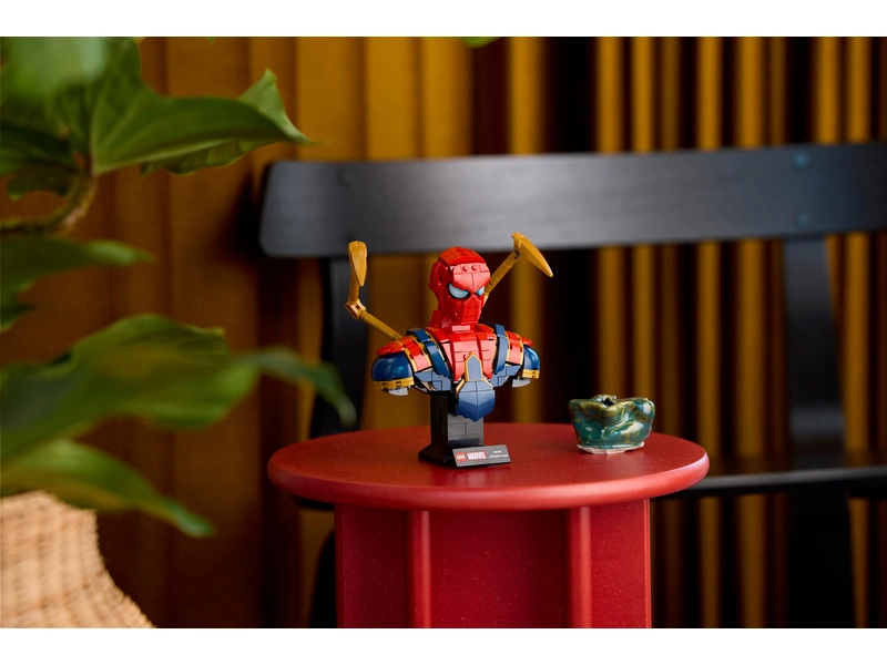 LEGO Marvel - Busta železného Spider-Mana