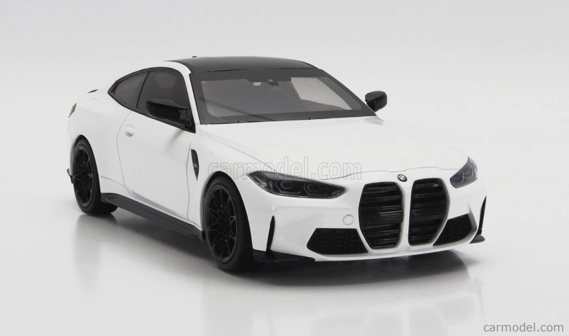 Minichamps BMW radu 4 M4 (g82) 2020 1:18 biela čierna