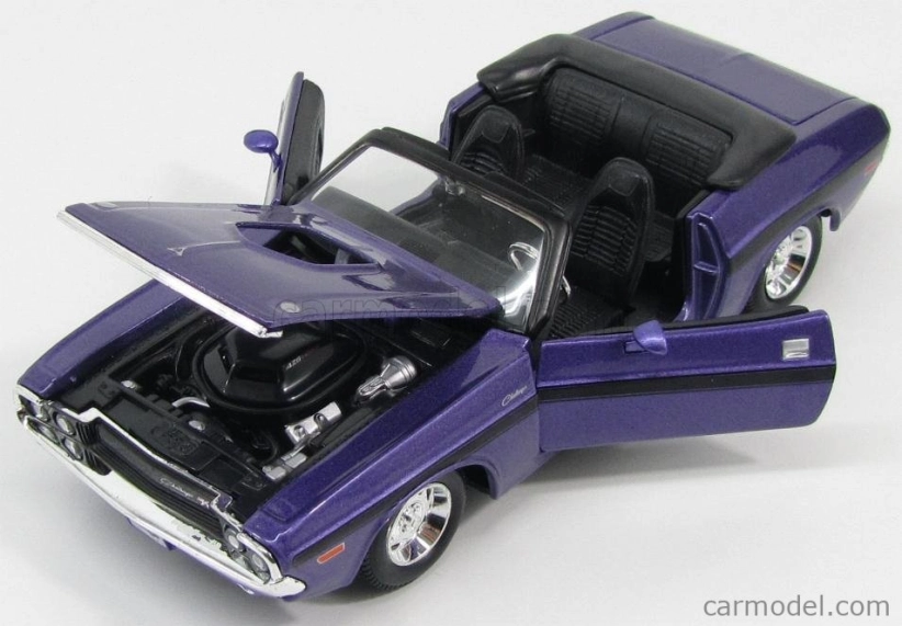 Maisto Dodge Challenger R/t 426 Hemi Convertible 1970 1:24 fialovo-čierna