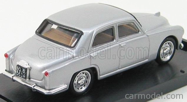 Brumm Alfa romeo 1900 1950 1:43 strieborná