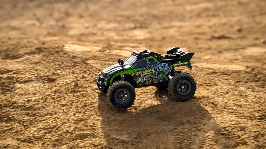 RC auto truck Mountain Race Champion