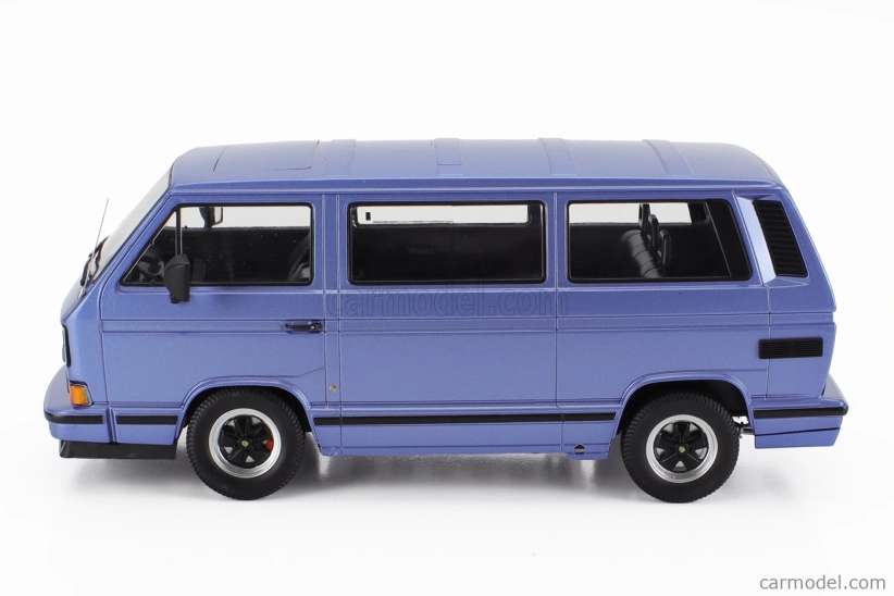 Volkswagen T3 Porsche B32 Minibus 1984 1:18 Svetlomodrá