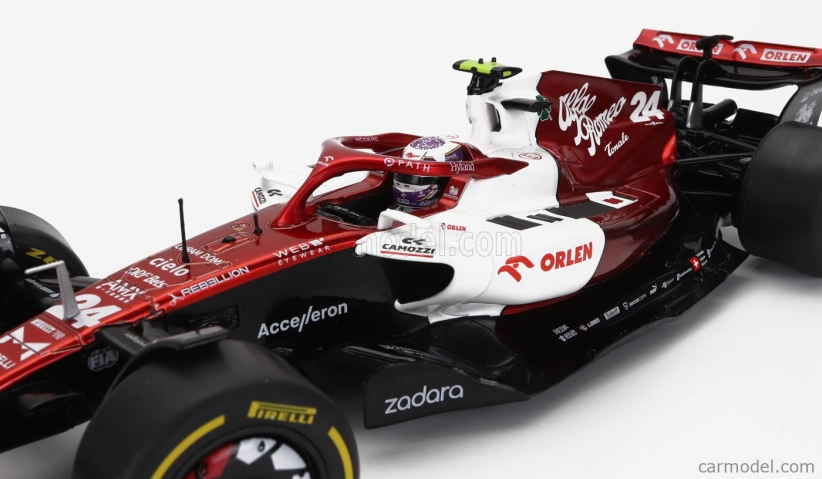 Solido Alfa romeo F1  C42 Team Orlen Racing N 24 Canada Gp 2022 Guanyu Zhou 1:18 Bílá Červená Met