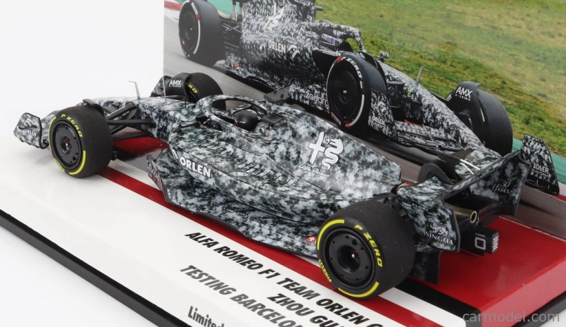 Minichamps Alfa romeo F1 C42 Team Orlen Racing N 24 Test Barcelona 2022 Guanyu Zhou 1:43 Kamufláž