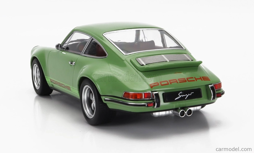 Porsche 911 by Singer Coupe 2014 v mierke 1:18 Zelená
