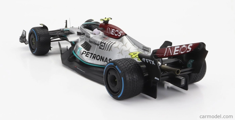 Minichamps Mercedes gp F1 W13e Mercedes-amg Petronas F1 N 63 1:18, stříbrná