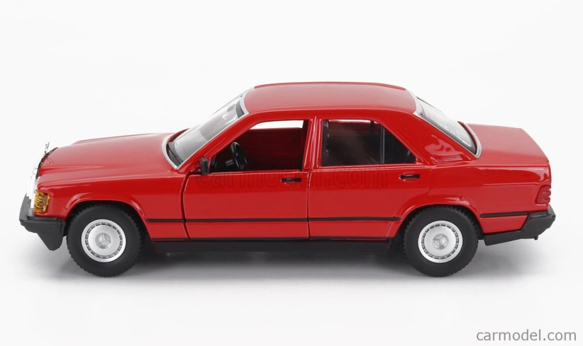 Bburago Mercedes benz 190e 1984 1:24 Red