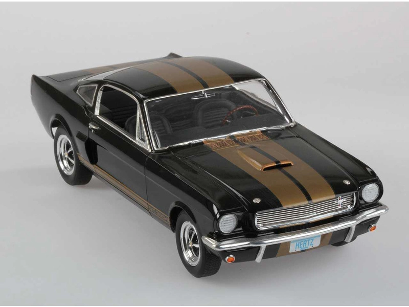 Sada Revell Shelby Mustang GT 350 (1:24)