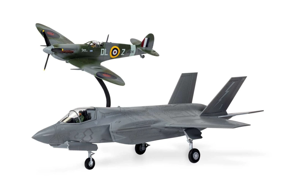 Airfix Spitfire Mk.Vc, F-35B Lightning II (1:72) (darčeková súprava)