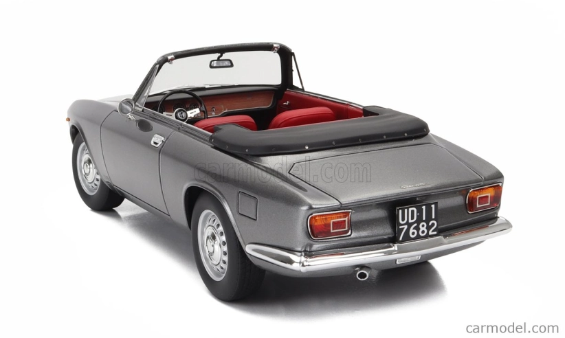Mitica Alfa romeo Giulia 1600 Gtc Cabriolet otvorený 1964 - interiér červená 1:18 Grigio Met - sivá