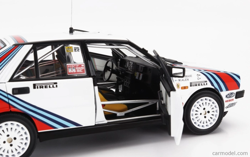 Kyosho Lancia Delta Hf Integrale 4wd Team Lancia  N 4 Winner Rally 1000 Lakes 1987 Markku Alen - Ilkka Kivimaki 1:18 Bílá Červená Modrá