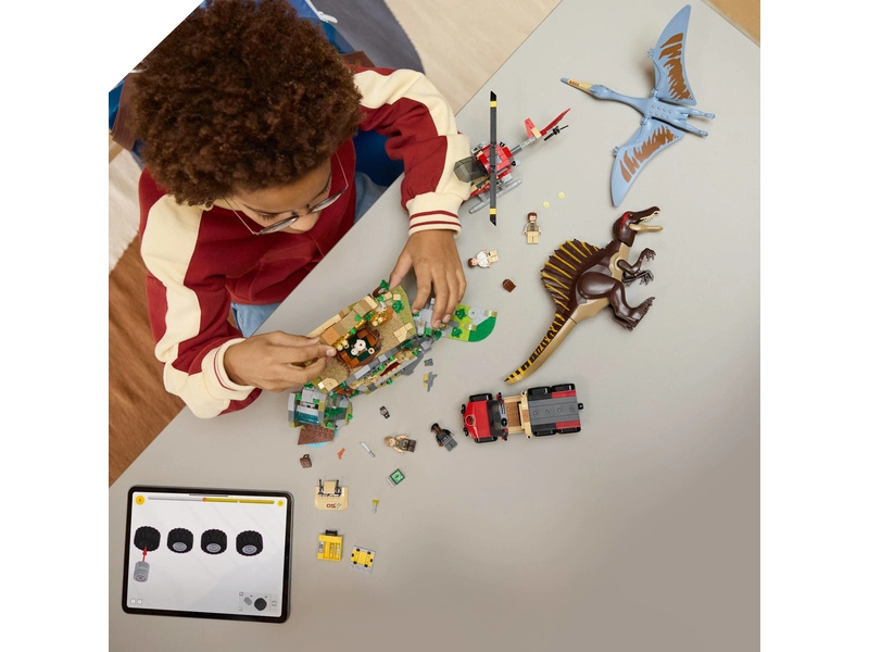 LEGO Jurský svet - Letecká misia so Spinosaurom a Quetzalcoatlom