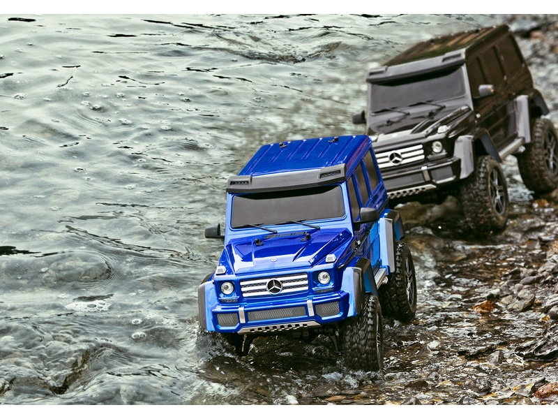 RC auto Traxxas TRX-4 Mercedes G500 1:10 s LED osvětlením TQi, modrá