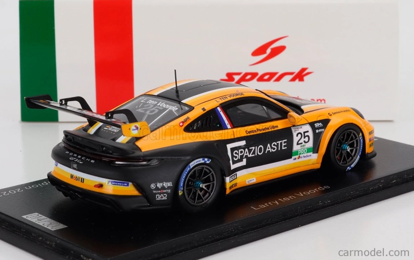 Spark-model Porsche 911 992 Gt3 Cup N 25 Porsche Carrera Cup Italy Champion 2023 Larry Ten Voorde 1:43 Oranžová Černá