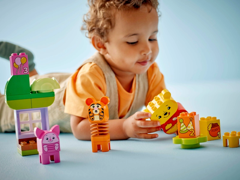 LEGO DUPLO - Disney - Narodeninová oslava Medvedíka Pú