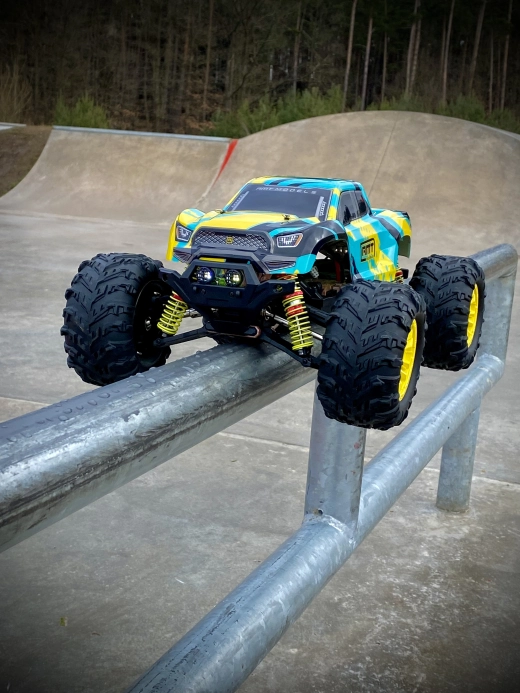 RC auto RMT Monster Tornado + náhradní baterie | RCprofi.cz