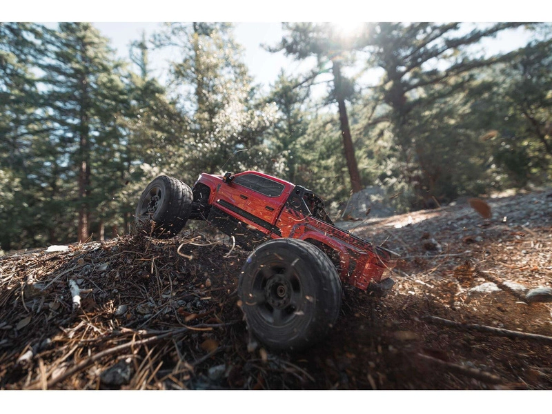 RC auto Arrma Big Rock 6S BLX 1:7 4WD RTR, bílá