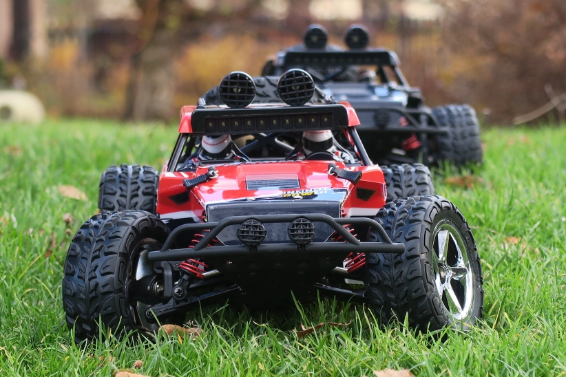 RC auto buggy Subotech, čierna