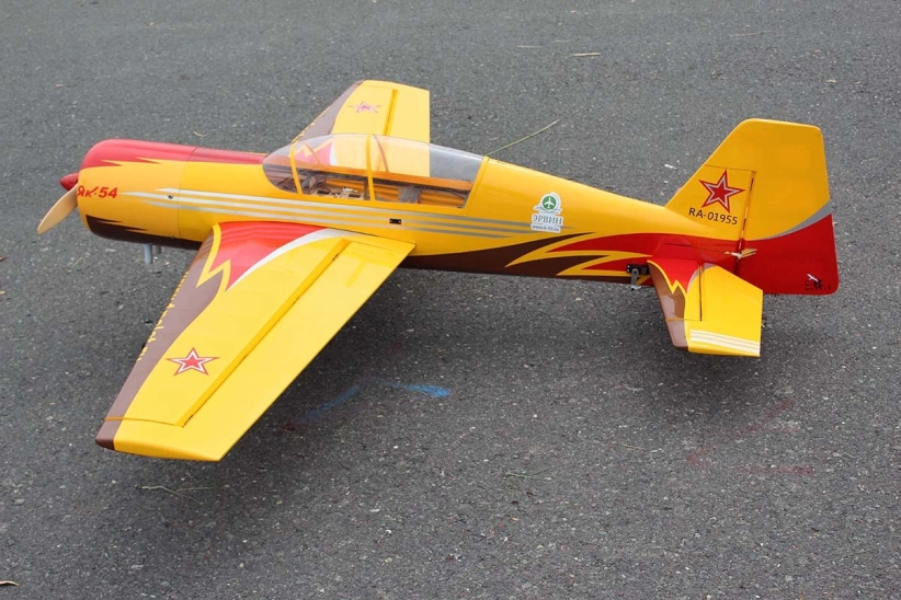 Yak 54 1,85 m