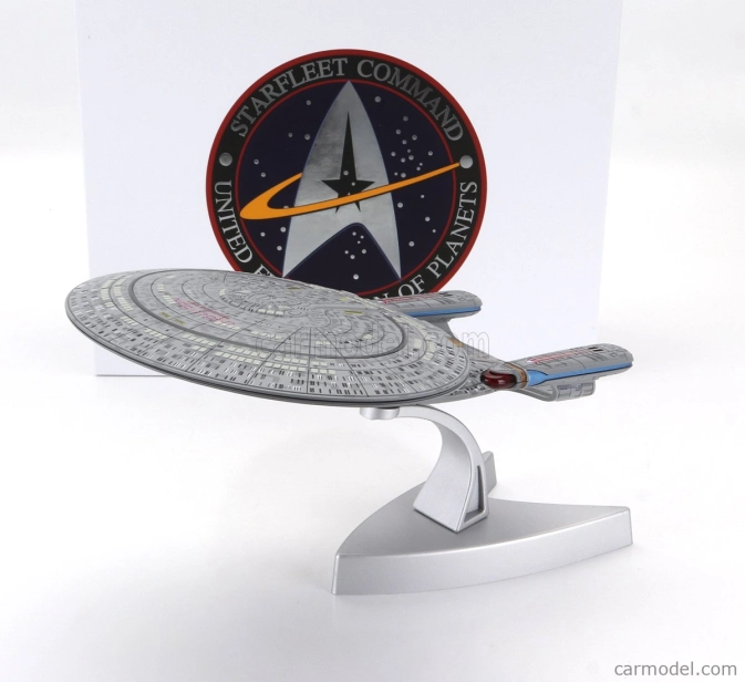Corgi Star trek U.s.s. Enterprise Ncc-1701-d - Nová generácia 1:2000 Sivá