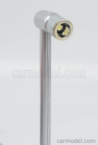Triple9 Vetrina display box Lungh.lenght Cm 35.5 X Largh.width Cm 15.7 X Alt.height Cm 15.8 (altezza Interna Cm 13.5) - Luci Funzionanti Led - Base Silver 1:18 Plastový Displej