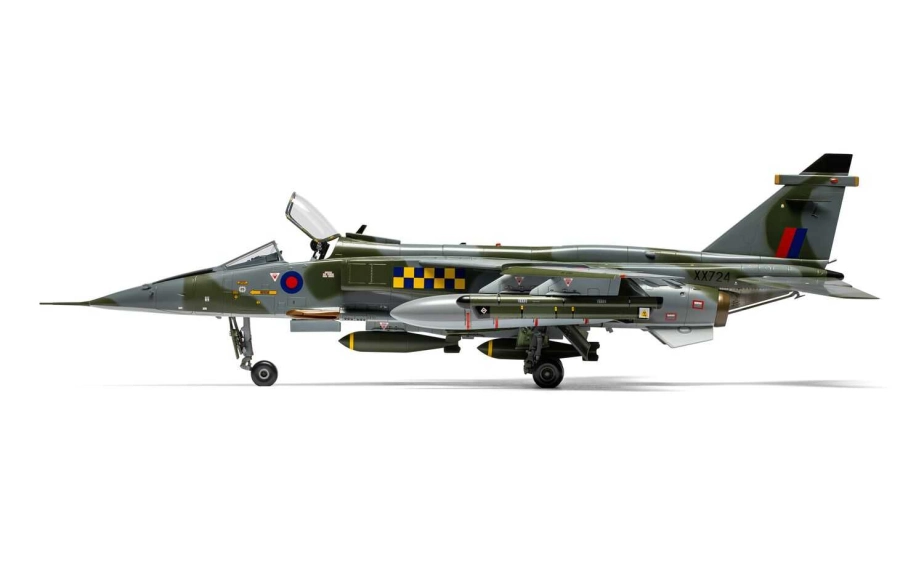Classic Kit lietadlo A11010 - SEPECAT Jaguar GR.1/GR.1A (1:48)