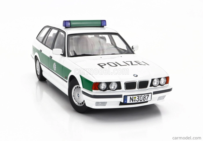 Triple9 BMW 5-series Touring (e34) Sw Station Wagon Polizei 1996 1:18 Bílá Zelená