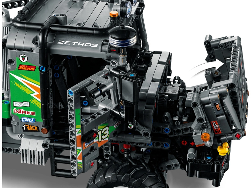 LEGO Technic – truck trialové vozidlo Mercedes-Benz Zetros 4x4