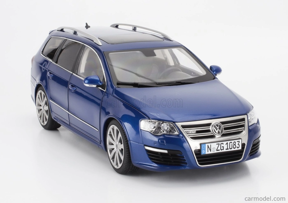 Nzg Volkswagen Passat Variant R36 V6 Sw Station Wagon 2010 1:18 Blu Biscaglia - Modrá