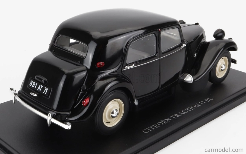 Edicola Citroen 11bl Traction 1935 1:24 čierna