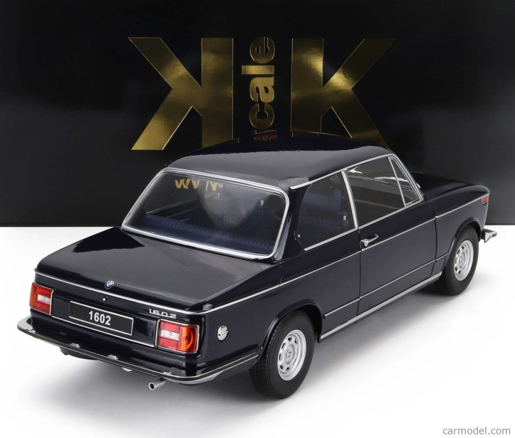 BMW 1602 radu 2 1974 v mierke 1:12 tmavo modrá