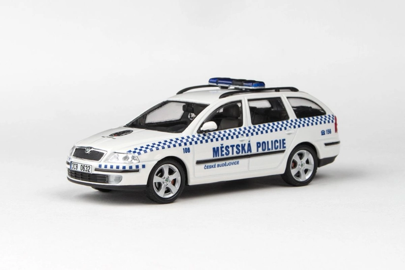 Abrex Škoda Octavia II Combi (2004) 1:43 - Mestská polícia České Budějovice 106