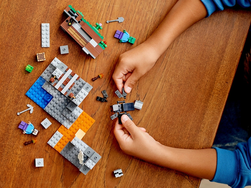 LEGO Minecraft – Opustená baňa