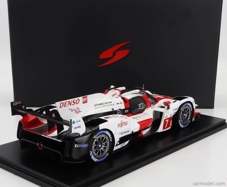 Spark-model Toyota Gr010 3.5l V6 Twin Turbo Hybrid Team Gazoo Racing N 7 24h Le Mans 2023 Mike Conway - Kamui Kobayashi - Jose Maria Lopez 1:18 Biela červená