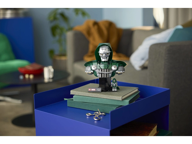 LEGO Marvel - Busta Doktora Dooma