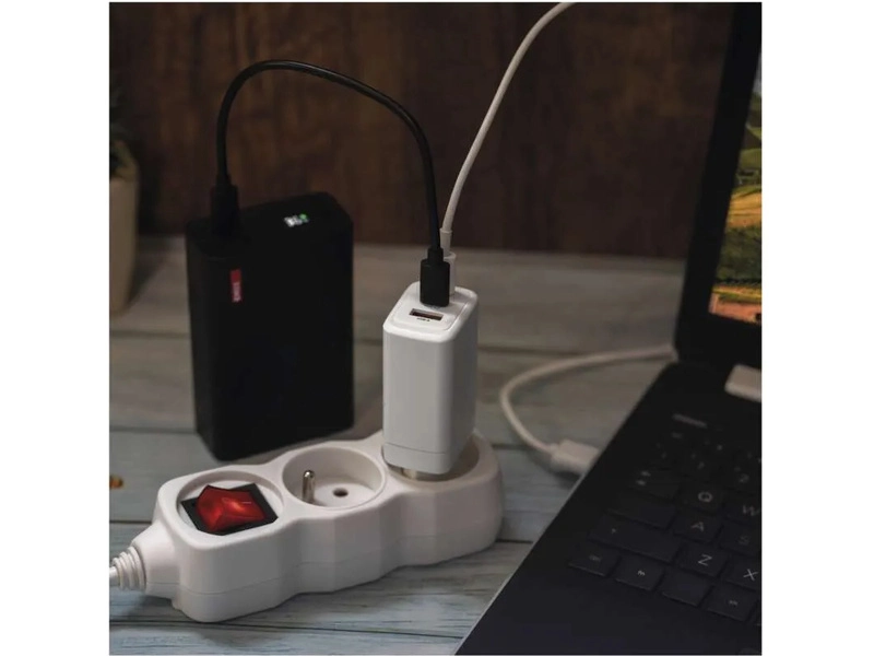 Napájací adaptér GaN PD 65W USB (napájanie)
