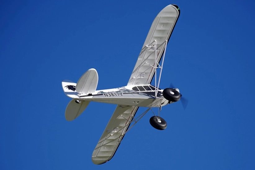RC letadlo PA-18 Super Cub 1700 mm s plováky ARF