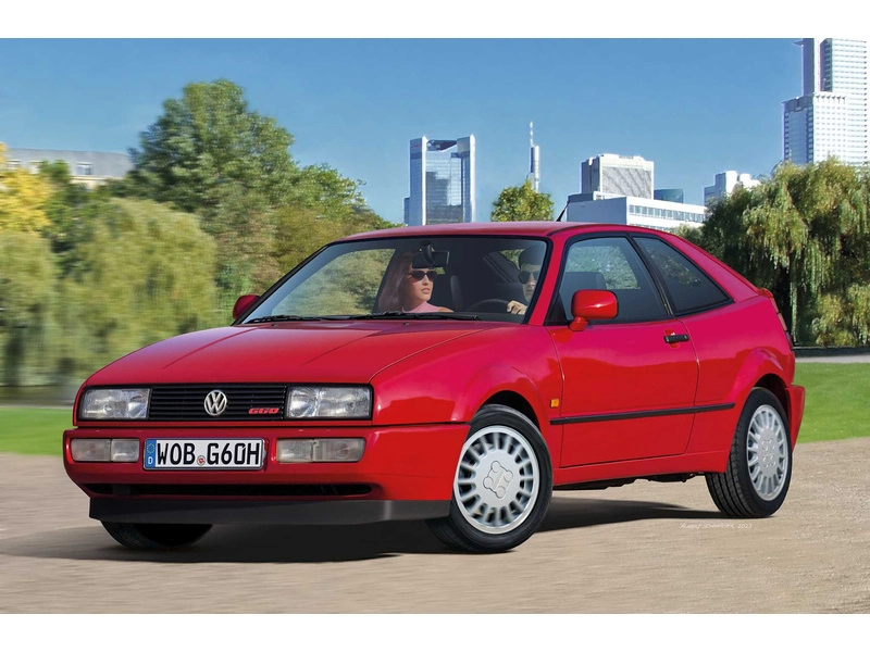 Revell Volkswagen Corrado 35 rokov (1:24) (darčeková súprava)